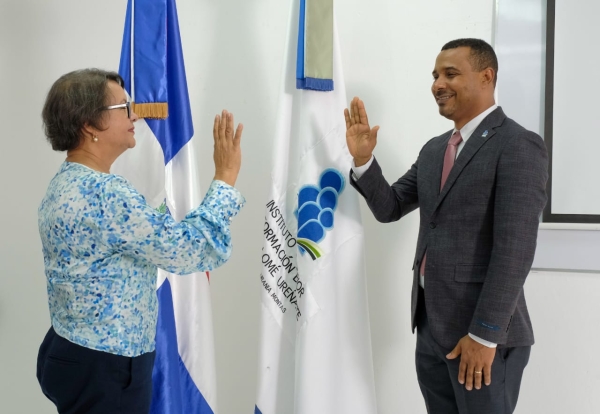 ISFODOSU juramenta a Anthony Paniagua como vicerrector ejecutivo de su Recinto Urania Montás en San Juan