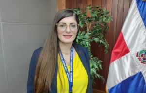 Coordinadora de grupo de investigación imparte taller de redacción de resúmenes de ponencias