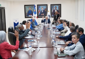 ISFODOSU abre proceso de postulación para rector 2026-2030 bajo criterios de mérito y transparencia